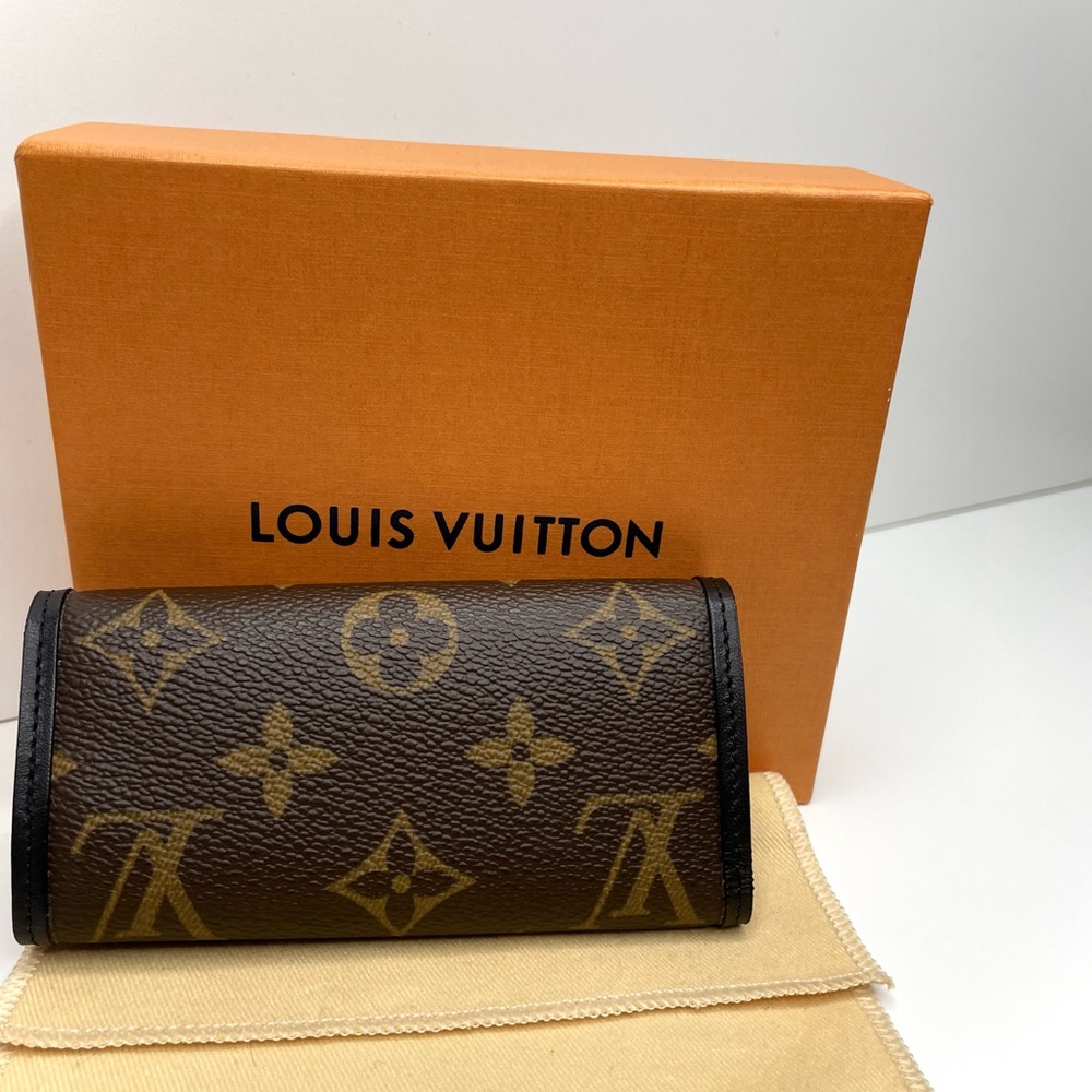 Louis Vuitton Monogram Canvas Multicles Key Holder - image 3